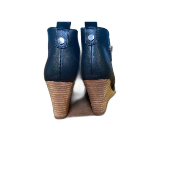 New Dolce Vita DV Gladis Black Wedge Bootie, size 7.5 - Picture 3 of 6
